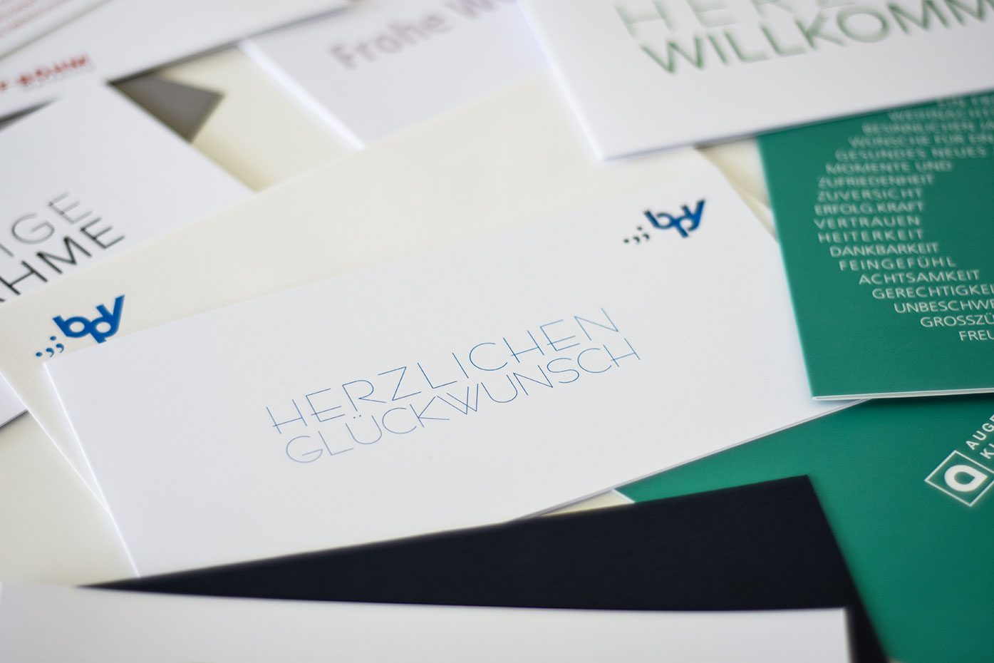 individuelle-Gestaltung-von-Firmenkarten_und-f-r-private-Anl-sseFtMrU1y2YooC4