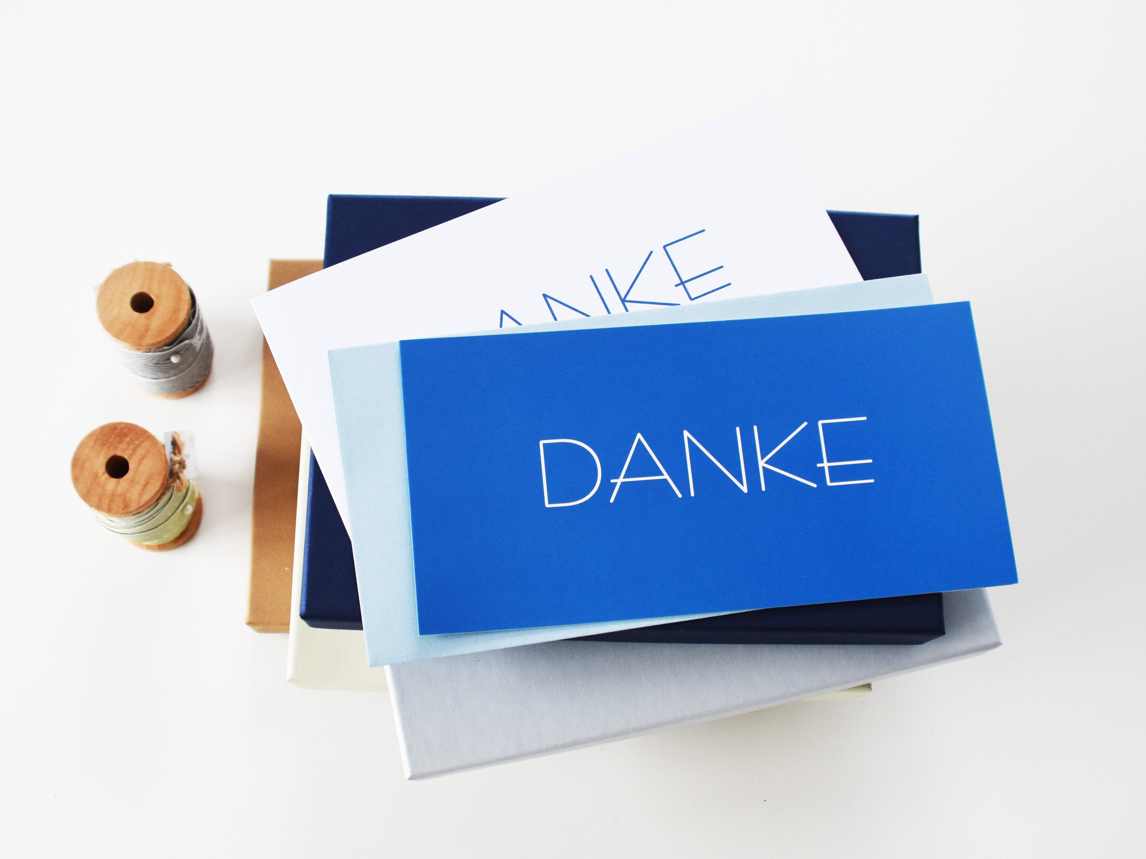 Grusskarten_Dankesch-n-Karte_DAnke-Karten_blau-weissz1OzwX3sT1lUO