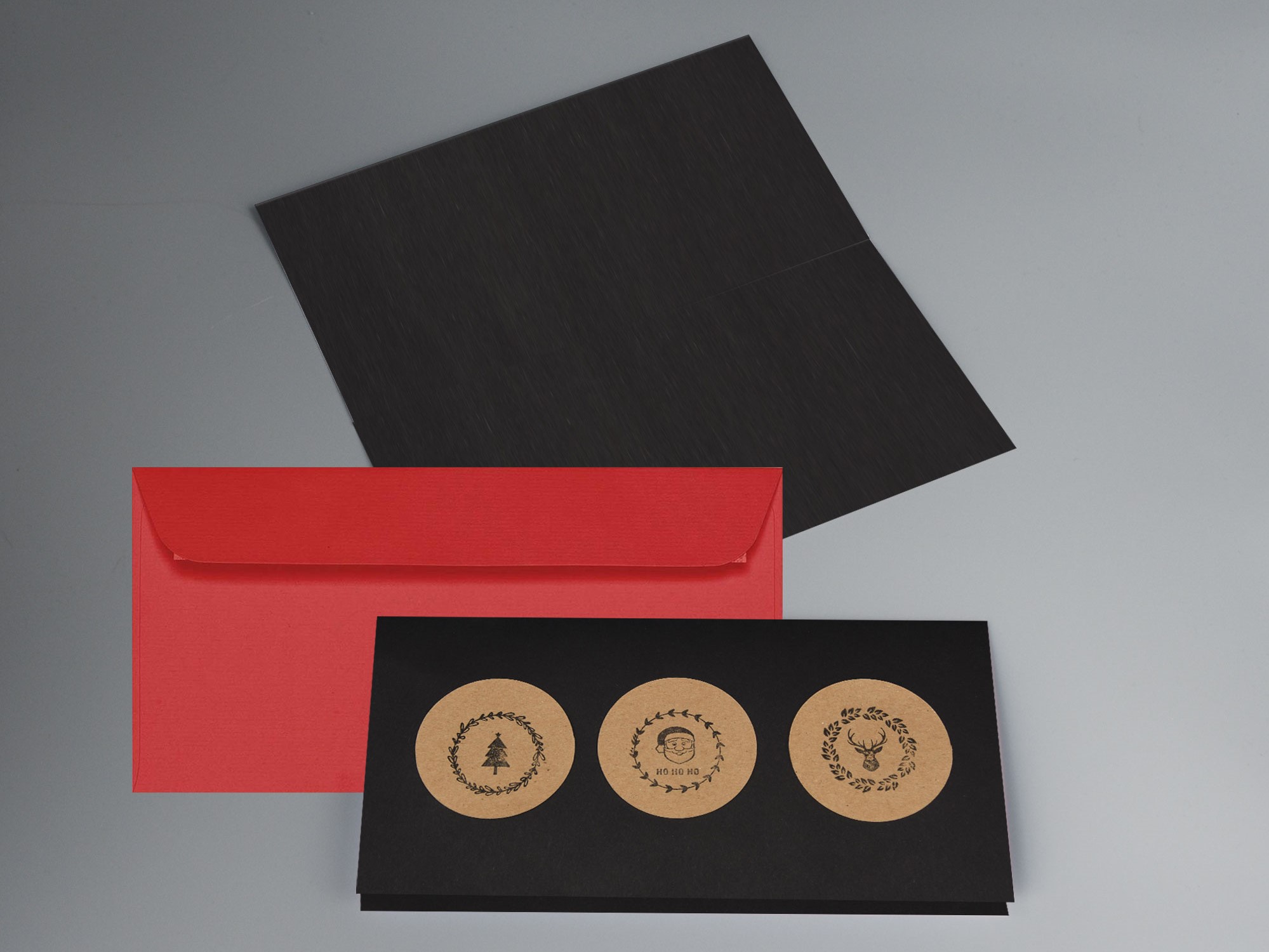NEU_Weihnachtskarte_Weihnachtsbaumkugel_Kraftpapier_Bastelkarton_artoz_stempel_tannenbaum_hirsch_weihnachtsmann_Innen-und-Aussenansicht_grusskarten-designbhuEvYuFvRG3X