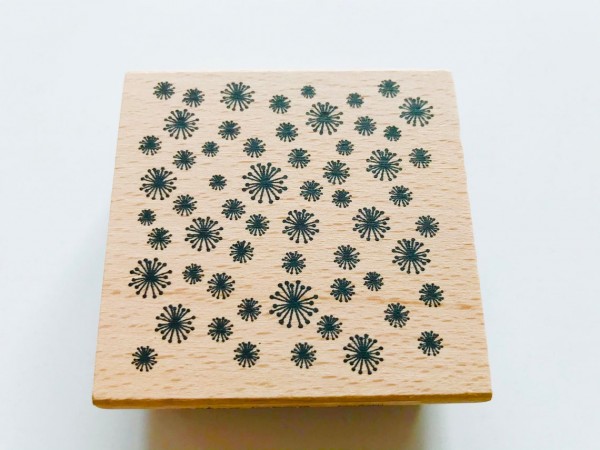 QUADRATISCHER STEMPEL NATUR ALL OVER, Overprint von artoz