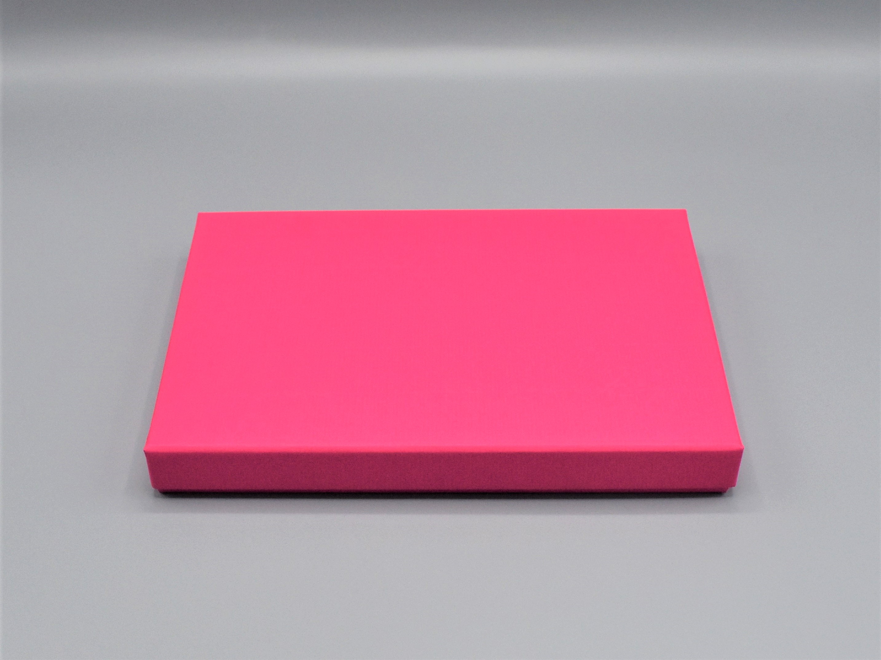 fuchsia-pinke-magenta-artoz-pure-box-A5_grusskarten-design