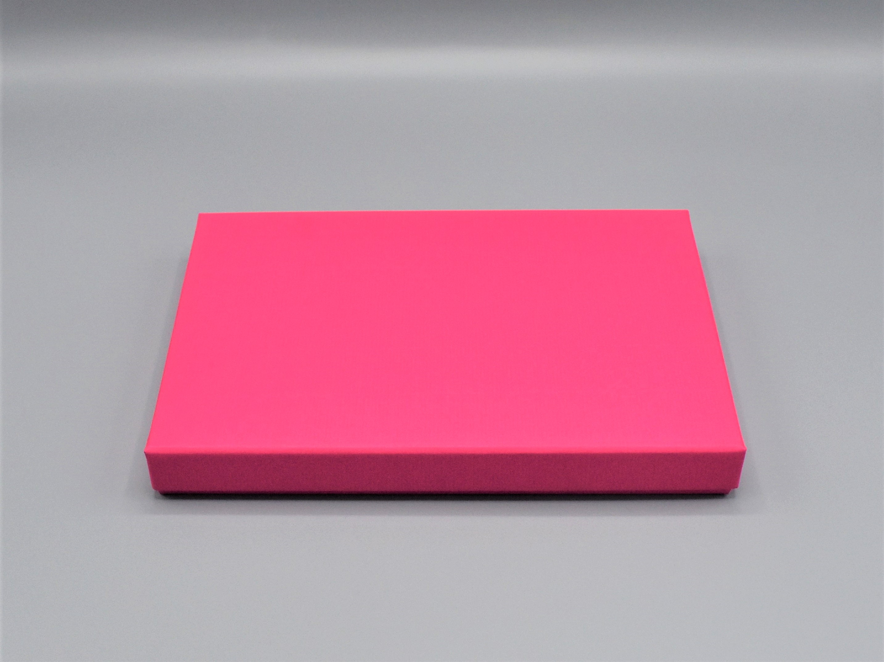 fuchsia-pinke-magenta-artoz-pure-box-A5_grusskarten-design