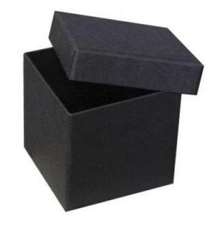 AUF ANFRAGE: IN SCHWARZ: PURE BOX M mit Deckel im Format 106x106x105 mm von artoz