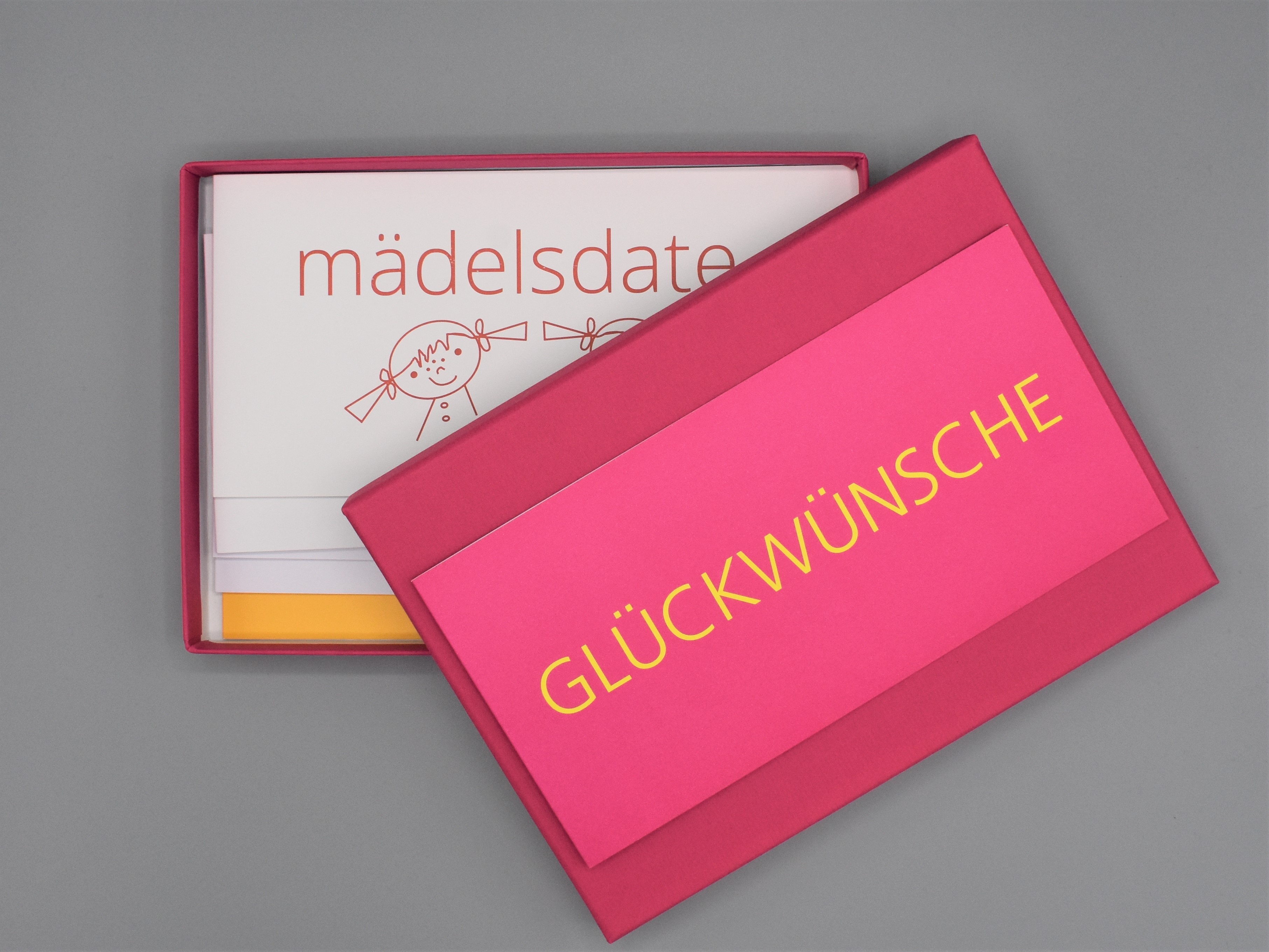 pinke-fuchsia-magenta_Kartenbox_2_grusskarten-designAGGBoHi1bbGgu