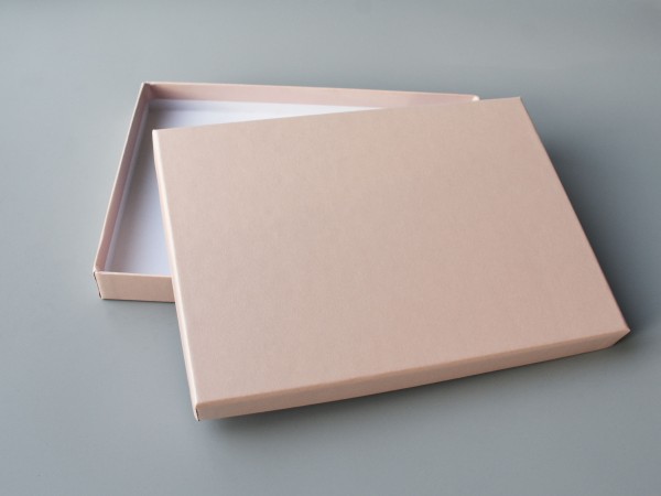 IN ROSE GLOW A6: Stabile Schachtel mit Deckel als Geschenkbox oder Fotobox - original artoz PURE Box