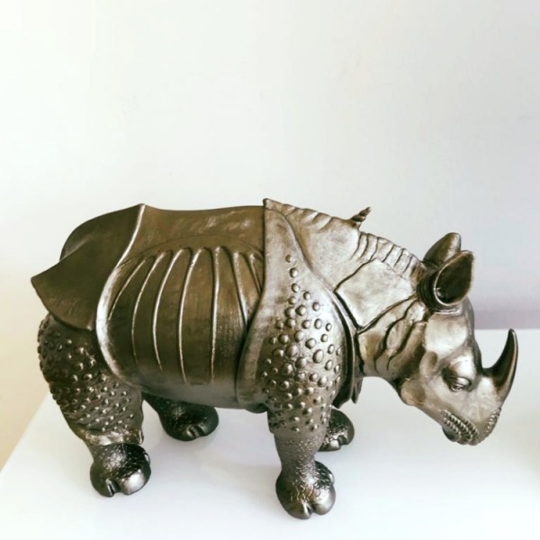 IN BRONZE: Rhinozeros »Metapheros« nach A. Dürer - Design Daniel Eltner